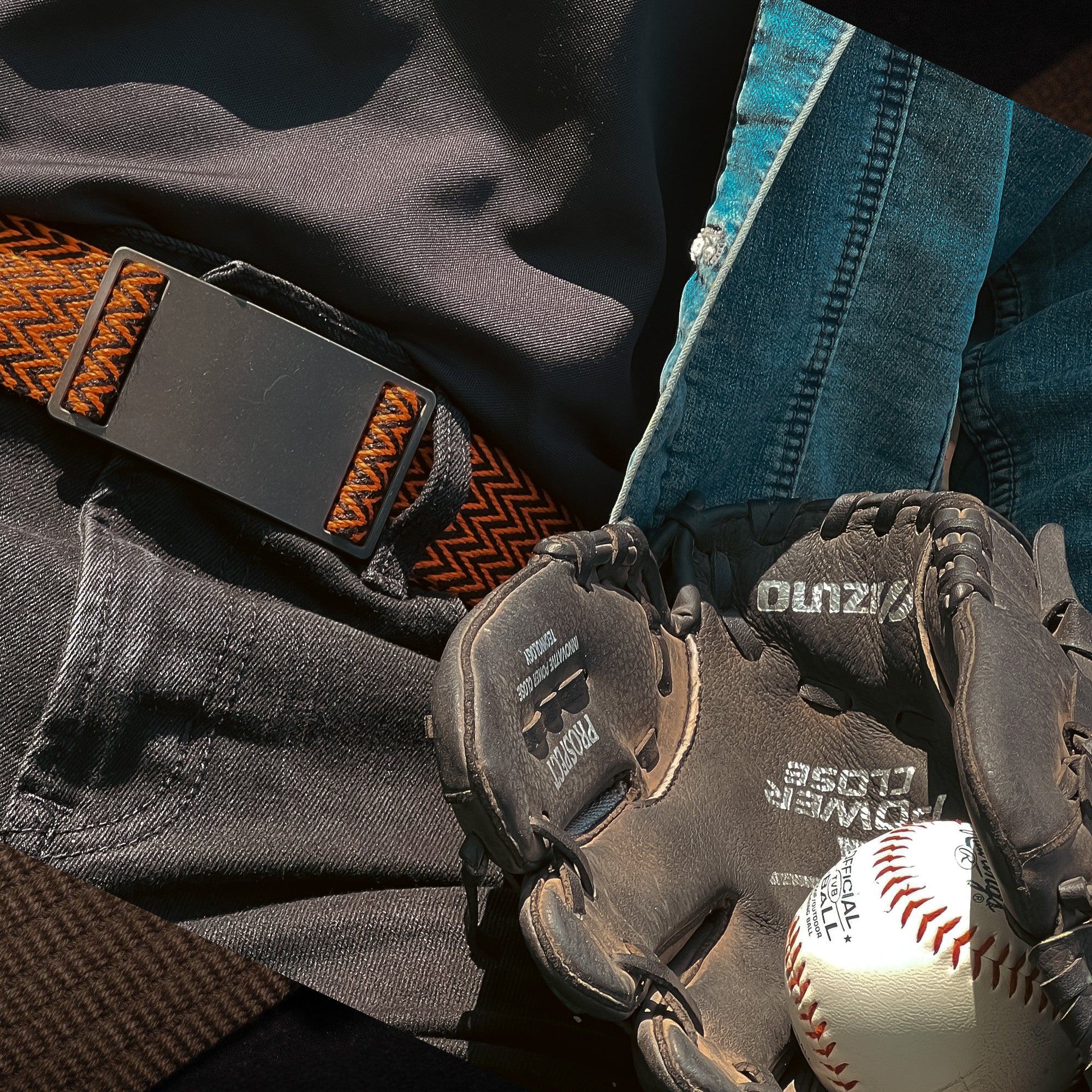 image of an EDC gear for adventurers