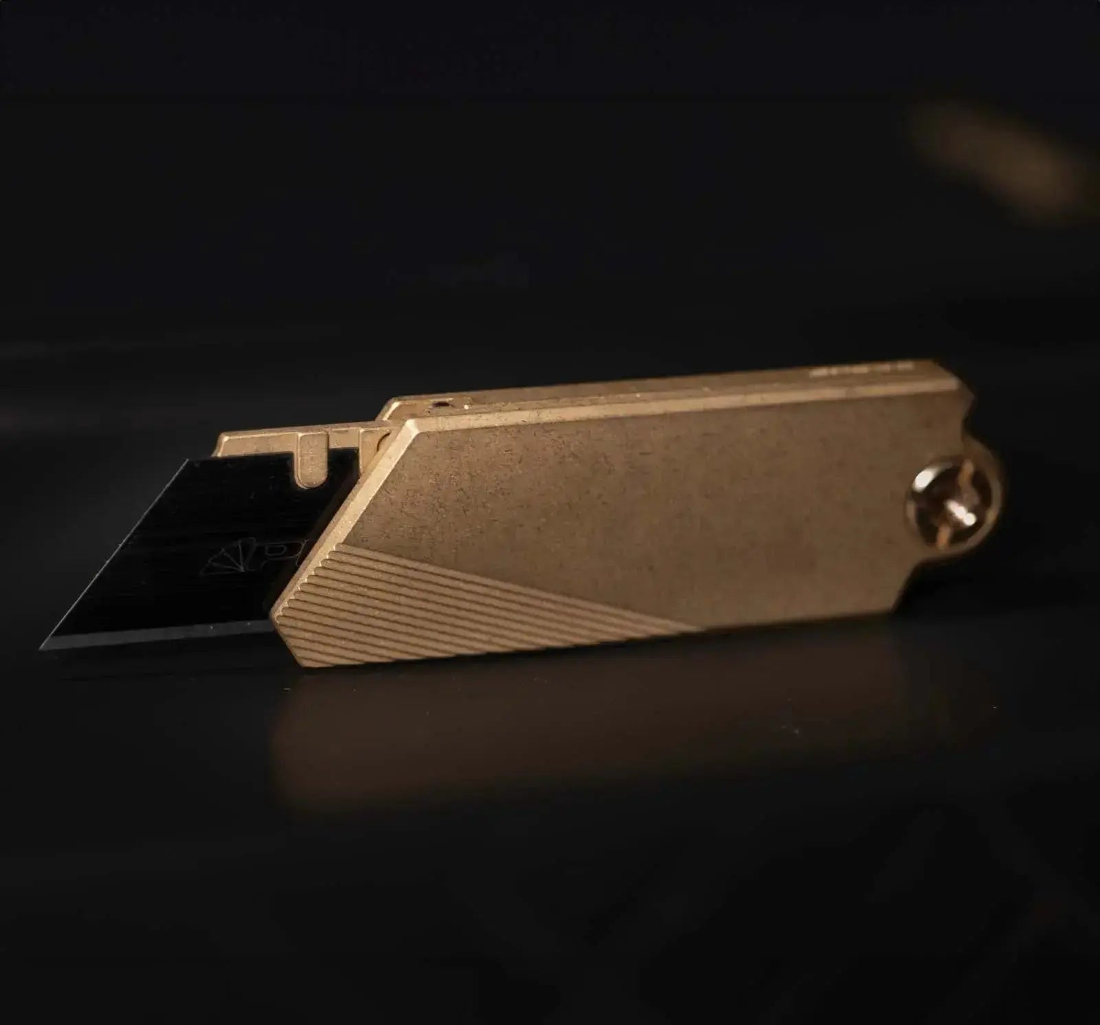 🌟Spring Sale🌟 PICHI G9 Utility Knife (Titanium/Brass) - PICHI DESIGN