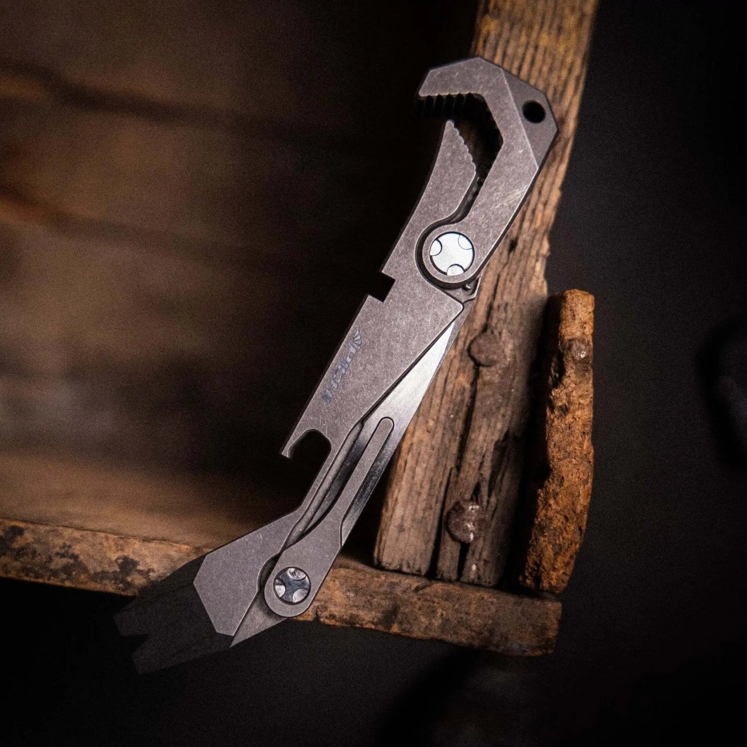 Why Every Outdoor Enthusiast Needs the PICHI X2S Titanium Multitool - PICHI DESIGN