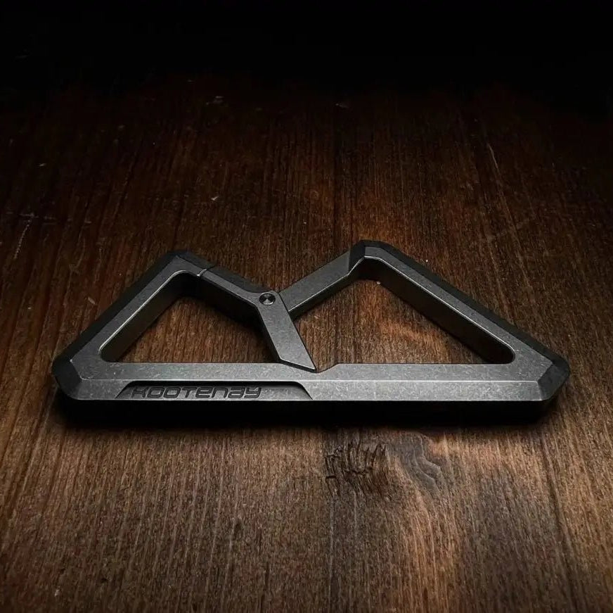 Kootenay Titanium Carabiner With Back Clip - PICHI DESIGN